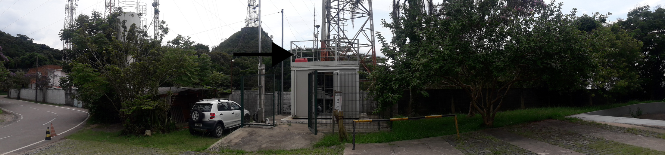 Pico do Jaraguá Station panoramic view